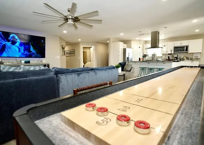 Villa 18x60 Boat Pad Game Room-lake View Villa-hot Tub