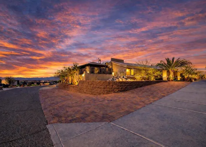 18x60 Boat Pad Game Room-lake View Villa-hot Tub Villa Lake Havasu City